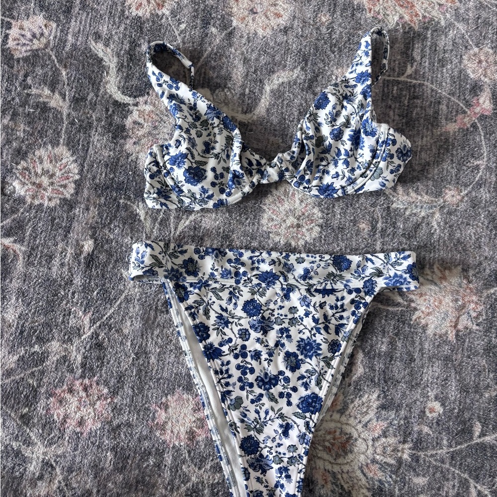 Abercrombie & Fitch Blue and White Floral Bikini